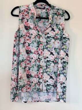 CODE Women's Floral Print Sleeveless Button-Up Blouse